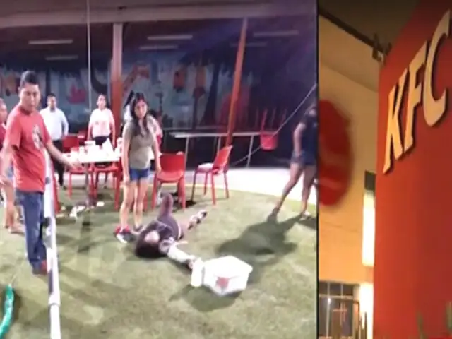 Surco: poste de metal cae sobre cabeza de mujer en restaurante ‘KFC’