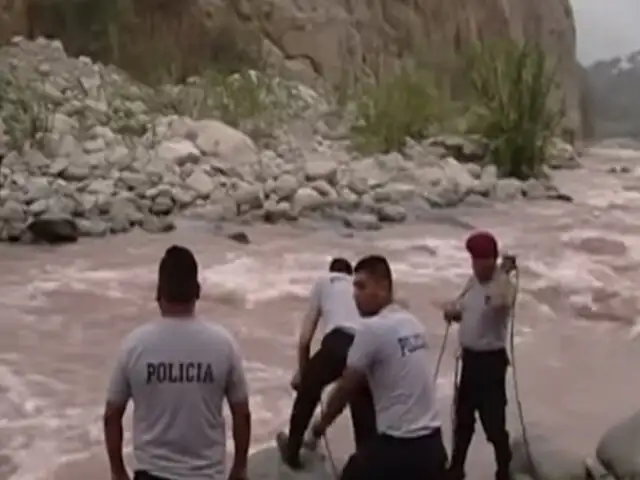 Huarochirí: maquinista quedó atrapado en islote de río por más de 18 horas