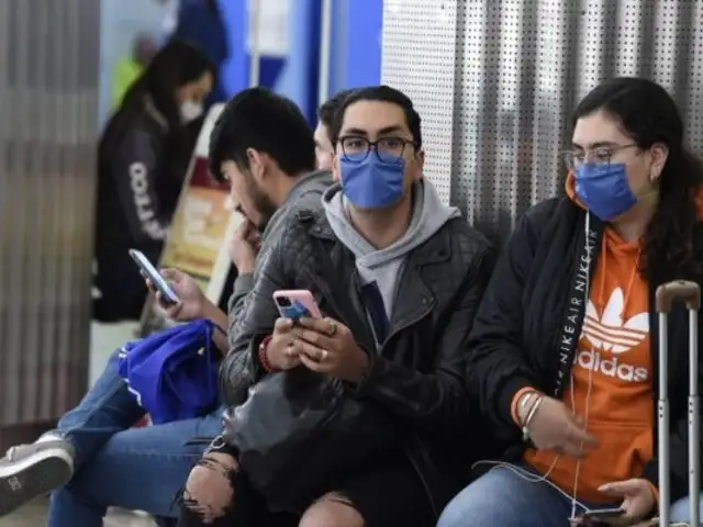 Ciudadanos chinos permanecen aislados por sospecha de coronavirus en hotel de  San Isidro