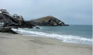 Punta Negra: vecinos  denuncian robo de arena de playas
