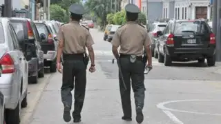 Detienen a policías acusados de pedir ‘coima’ para dejar transitar a personal de salud