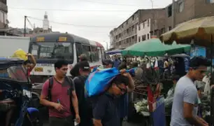 Cercado de Lima: desalojan a ambulantes de Manzanilla para evitar propagación del COVID-19