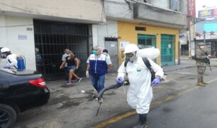 Limpian y desinfectan calles de diversos municipios del país para frenar avance del COVID-19