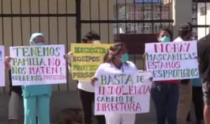 Enfermeros protestan por falta de implementos de protección en el hospital María Auxiliadora