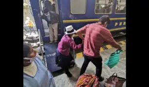 Trasladan en tren a más de 200 varados en Ollantaytambo y Machu Picchu Pueblo