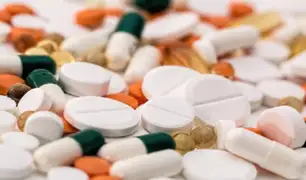 Polémica entre expertos por retiro de medicamentos para tratar COVID-19