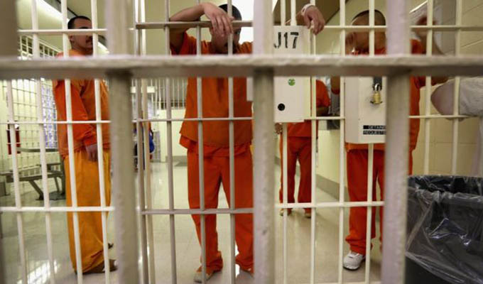 EEUU: 642 internos de una cárcel de Michigan dan positivo a Covid ...