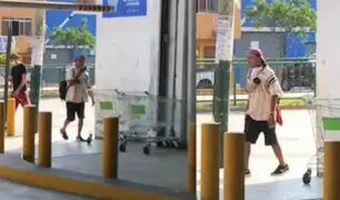 Surquillo: hombre llena de saliva un carrito de centro comercial
