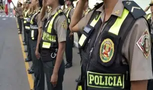 Independencia: bebían en la calle en toque de queda y agreden a policía