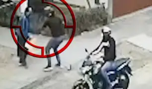 Los Olivos: adulto mayor es asaltado violentamente por delincuentes en moto