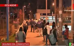 Por segundo día consecutivo: Largas colas en estación Javier Prado del Metropolitano