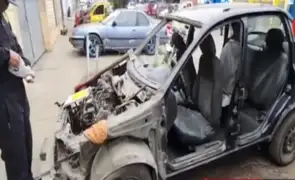 Independencia: detienen a sujetos que desmantelaban auto en ‘La Cincuenta’