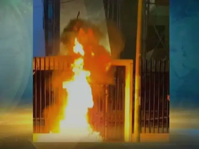 San Borja: lanzan explosivo y queman arreglo floral junto a puerta de Indecopi