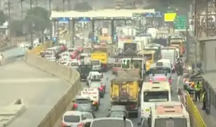 Reinicio de cobro de peajes de Rutas de Lima generó congestión vehicular