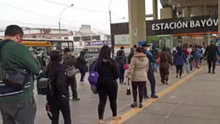SJL: largas colas siguen en estación Bayóvar del Metro de Lima