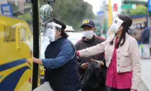 Comenzaron a aplicar multas por incumplir con uso de protector facial en transporte público