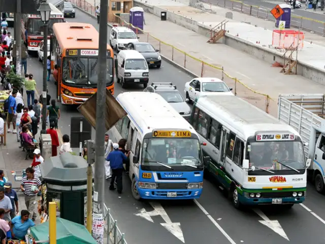 Transportistas anuncian incremento en el precio del pasaje hasta en un 100%