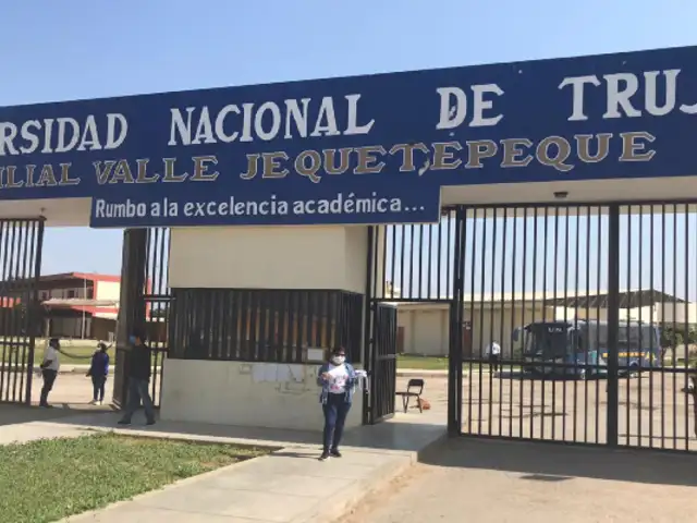 La Libertad: Universidad Nacional de Trujillo entregó chips de internet a estudiantes