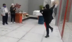 VIDEO: joven dio último adiós a su madre bailando marinera   en el cementerio