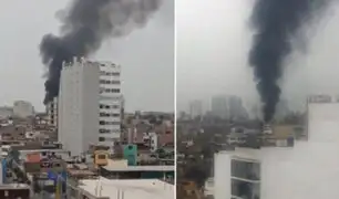 VIDEO: voraz incendio en taller mecánico alarmó a vecinos de Breña