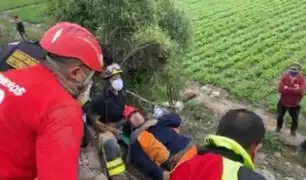 Huaral: tres obreros son rescatados tras ser aplastados por montículo de tierra