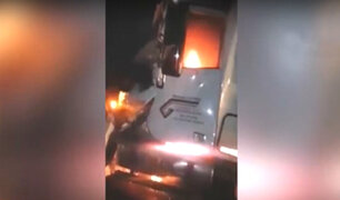 Huarmey: conductor se salva de morir quemado tras impacto de dos trailers