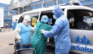 Conozca el servicio de “Taxi Sanitario” que traslada a pacientes con coronavirus a villas de EsSalud