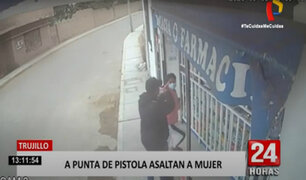 Trujillo: delincuentes asaltan a mujer mientras compraba en farmacia