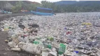 América Central: playas de Honduras repletas de basura