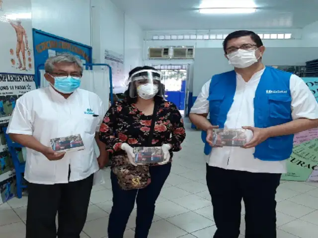 Loreto: EsSalud entregó 36 audífonos medicados a pacientes con discapacidad auditiva