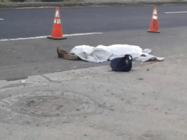 Anciano que vendía periódicos muere atropellado por tráiler en la Plaza Unión