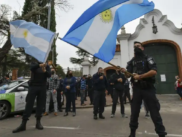 Argentina: policías protestan por mejoras laborales