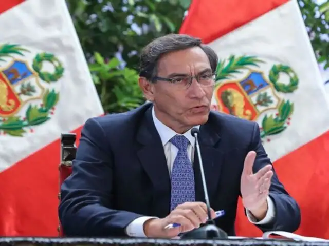 Martín Vizcarra decreta el 8 de octubre como día laborable