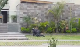 Surco: policía desactiva granada en un jardín en Chacarilla