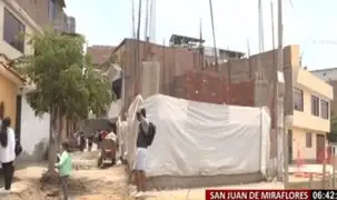 Vecino amplía su vivienda e invade vereda en San Juan de Miraflores