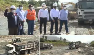 Premier Martos y Ministro de Vivienda inspeccionan trabajos de descolmatación en el río Rímac