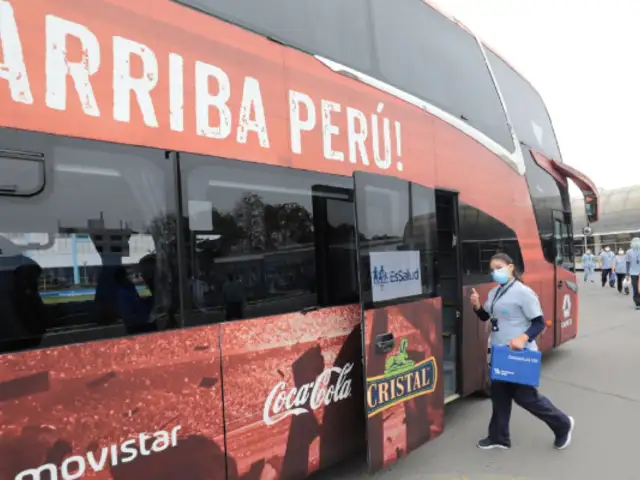 Bus de la selección peruana se convirtió durante 6 meses en el transporte de los profesionales de la salud
