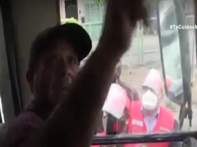 El Agustino: chófer de bus informal intentó evadir operativo y fugó con fiscalizador a bordo
