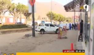 Vecinos protestan por abandono de obras en Av. La Molina