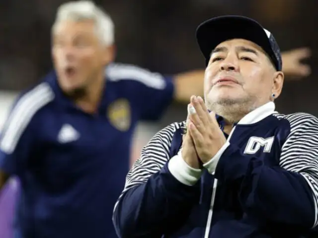 Diego Maradona sufrió episodios de abstinencia y seguirá internado varios días