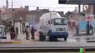 Callao: Mala maniobra de camión que transportaba gas ocasiona fuga