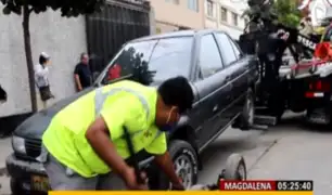 Magdalena: municipalidad retiró de las calles vehículos abandonados