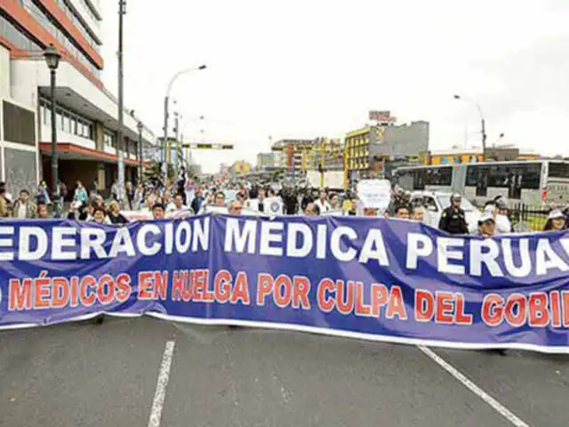 Federación Médica Peruana anuncia huelga nacional indefinida para enero