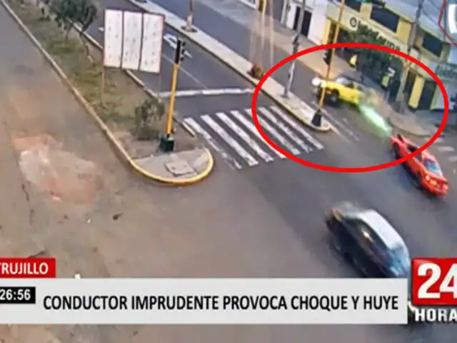 Trujillo: sujeto causa accidente al pasarse luz roja del semáforo y luego se da a la fuga