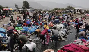 Sin medidas sanitarias: cientos de familias llegan a “Playa de Huaycán” para lavar su ropa