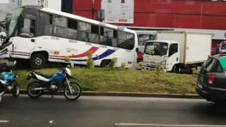 ATU suspende habilitación a un bus por provocar choque cuádruple en San Miguel