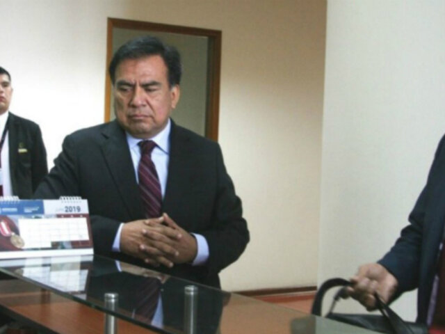 Fiscal de la Nación presenta denuncia constitucional contra Javier Velásquez Quesquén