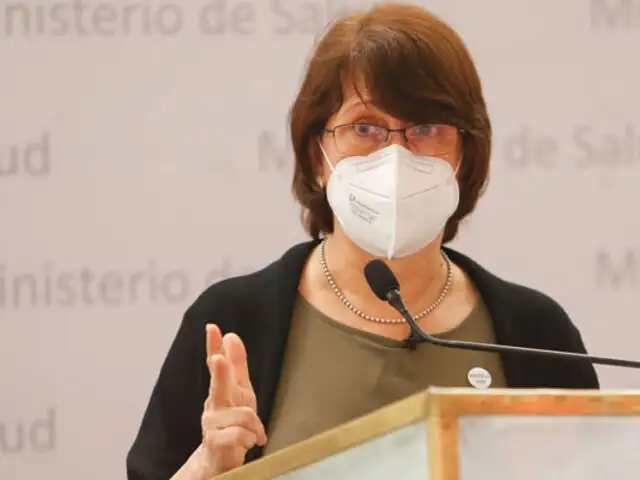 Pilar Mazzetti niega que presidente Sagasti haya aprobado vacunación de excanciller