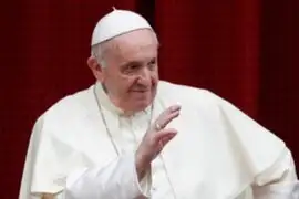 Papa Francisco tras operación: “se encuentra en buen estado y está despierto”