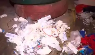 Denuncian que desechos hospitalarios son arrojados en distintas calles de La Victoria
